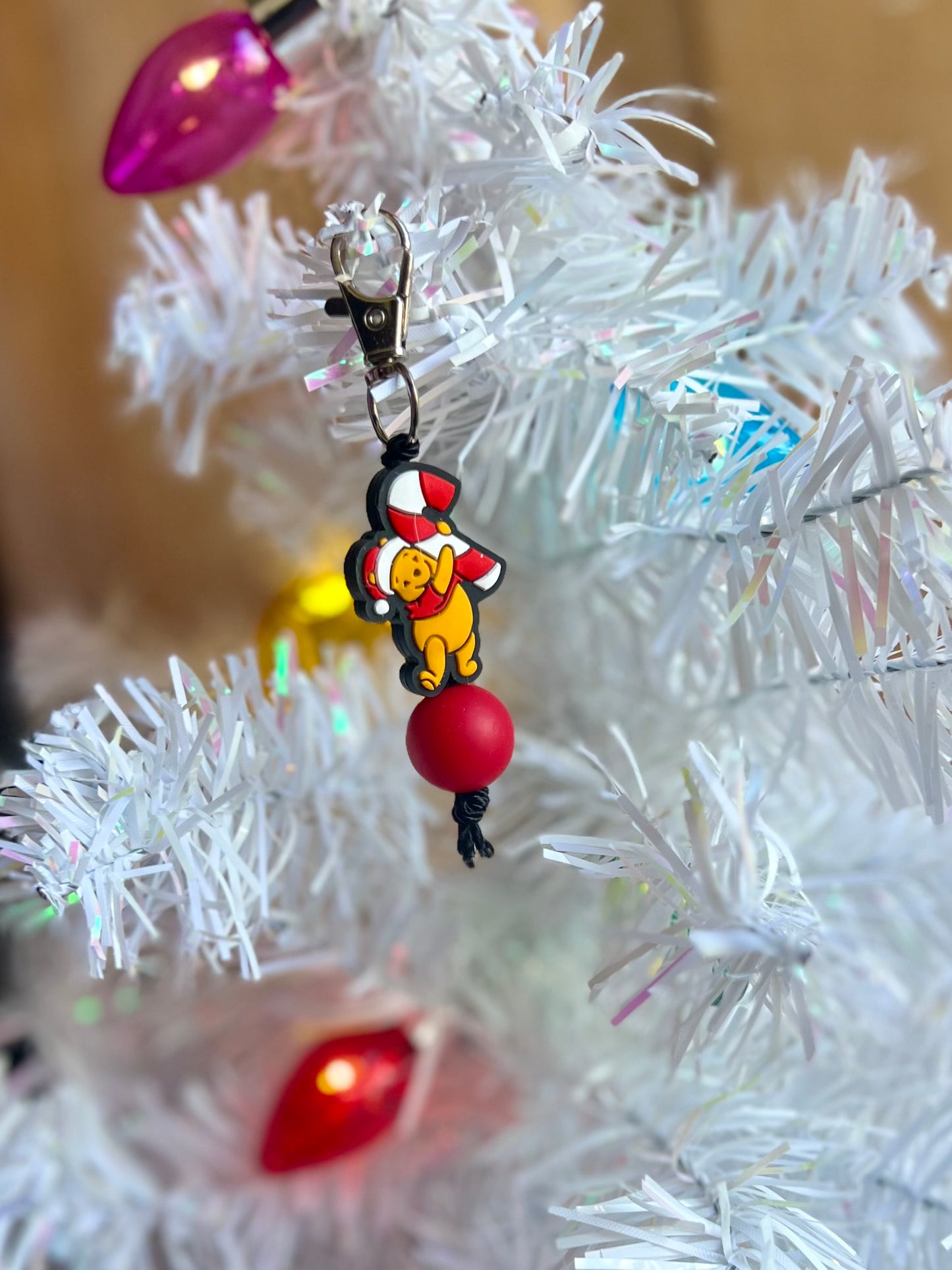 Holiday Pooh Zipper Pull