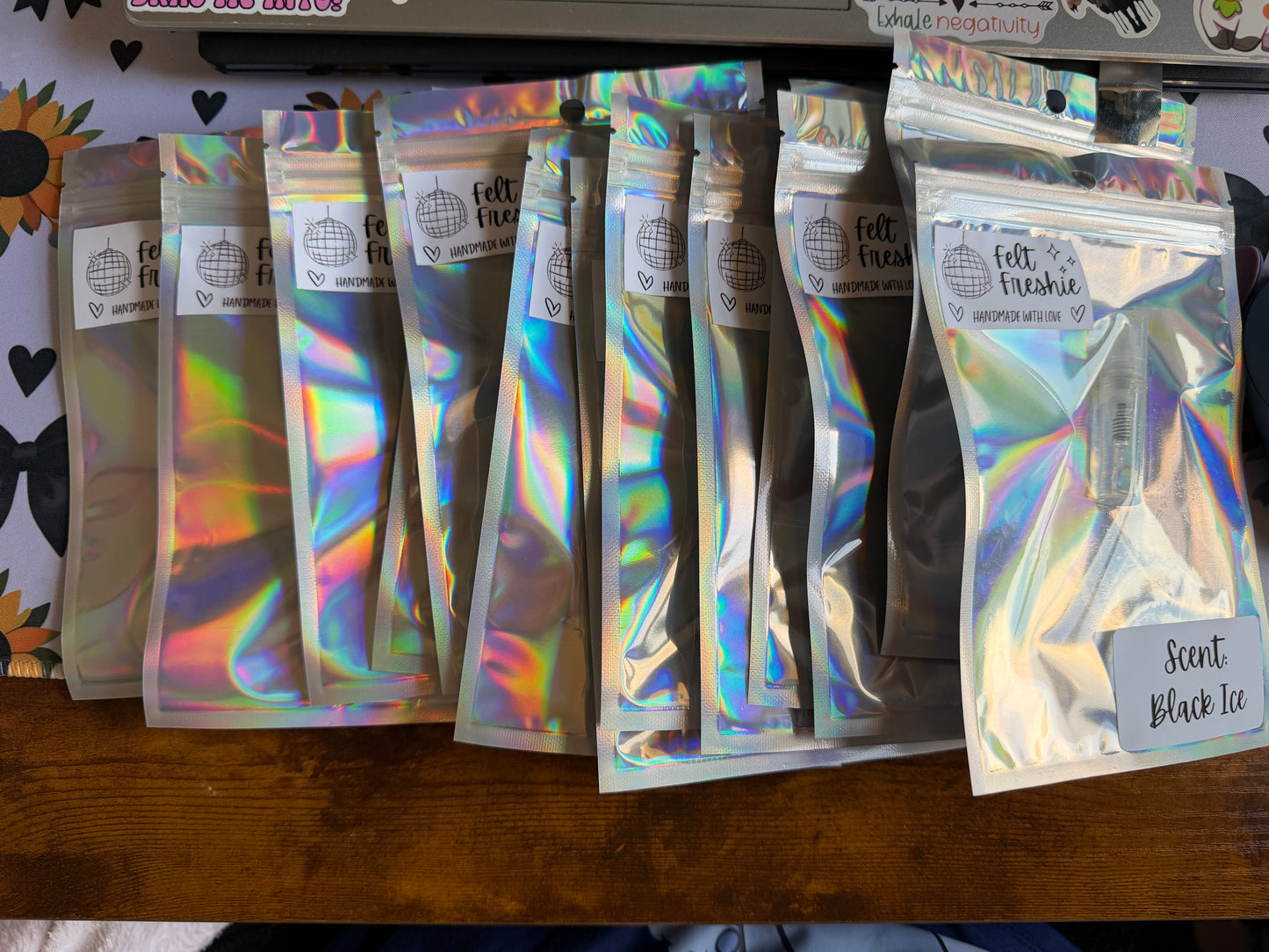 Choose Your Scent: MUST ADD FRESHIE TO GET FREE