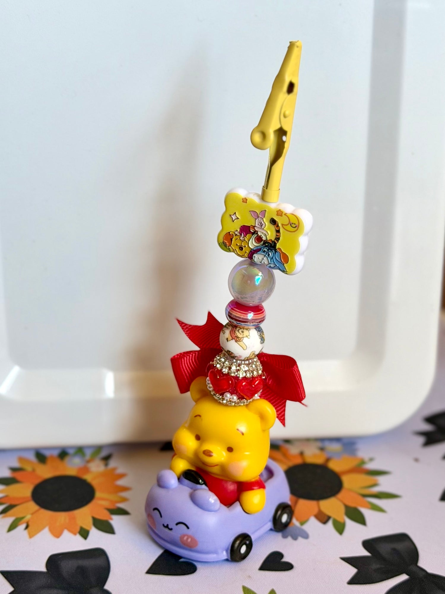 Card/picture holders
