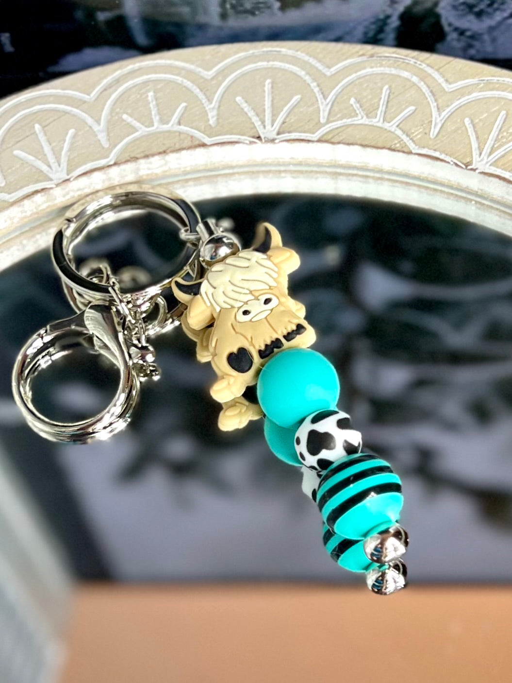 Highland cow keychain