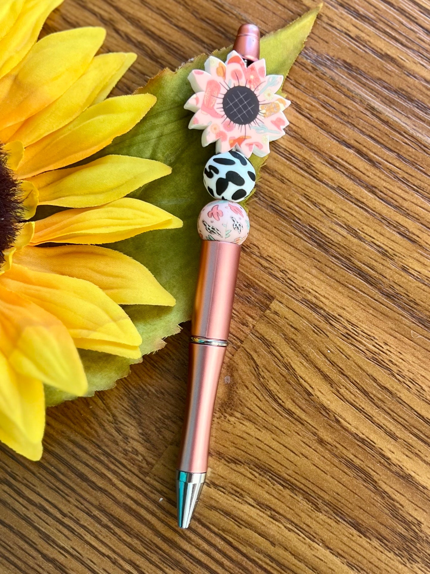 Western Flower Pen